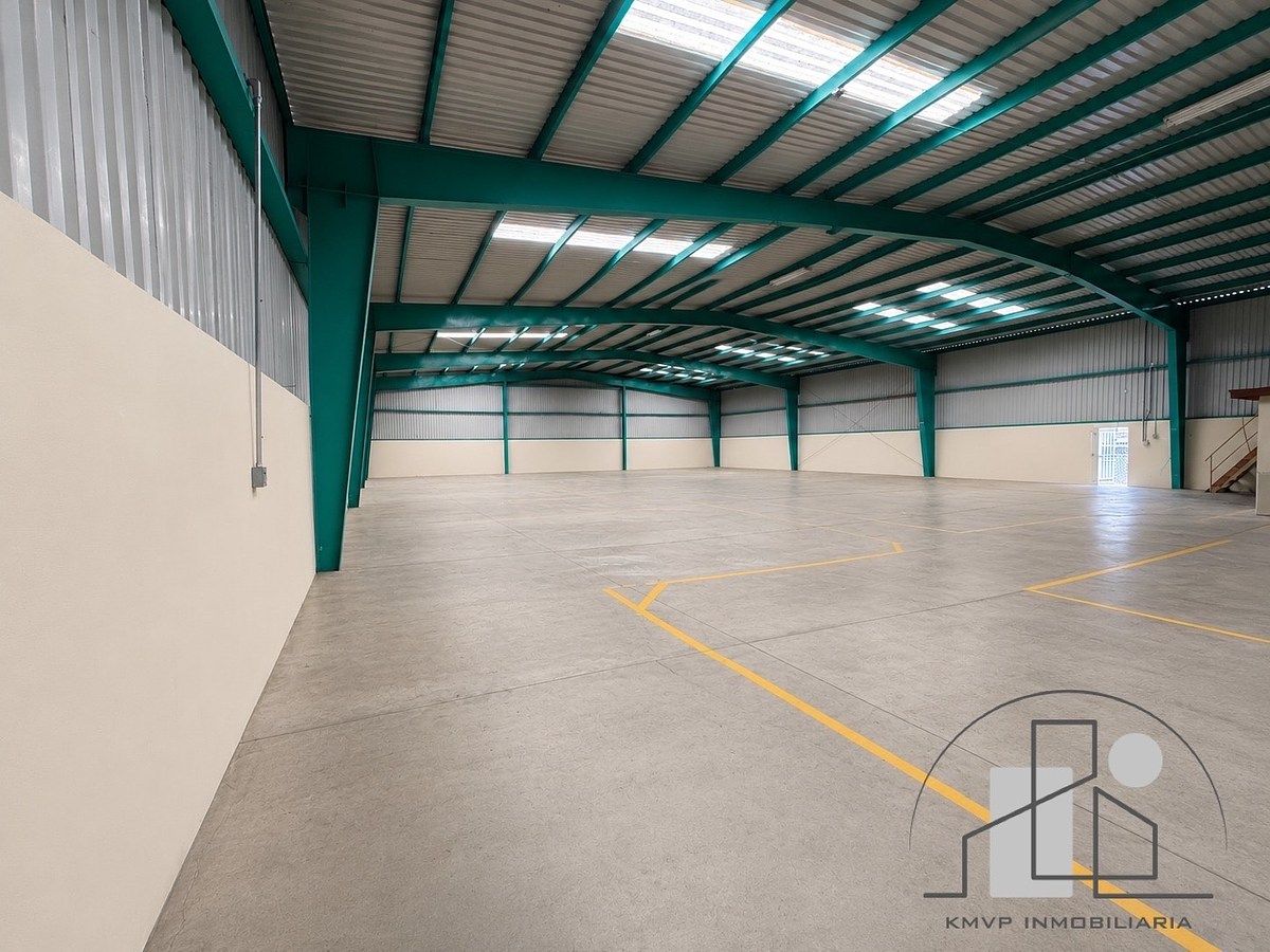 Commercial Storage Unit in Soler, Tijuana, photo 2 of 7
