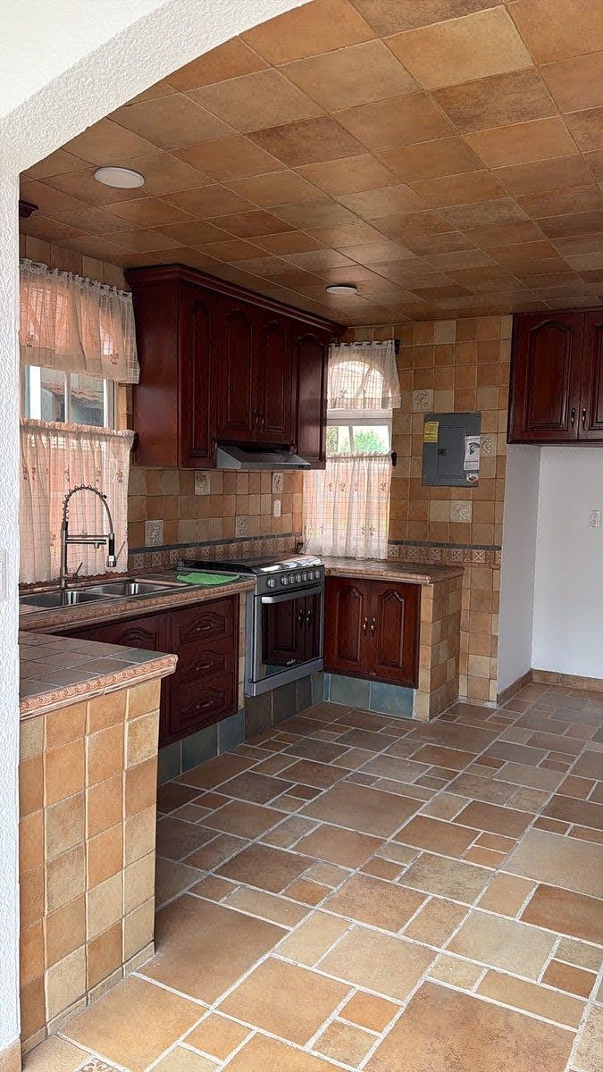 Casa em condomínio fechado em La Providencia, Metepec, foto 12 de 29