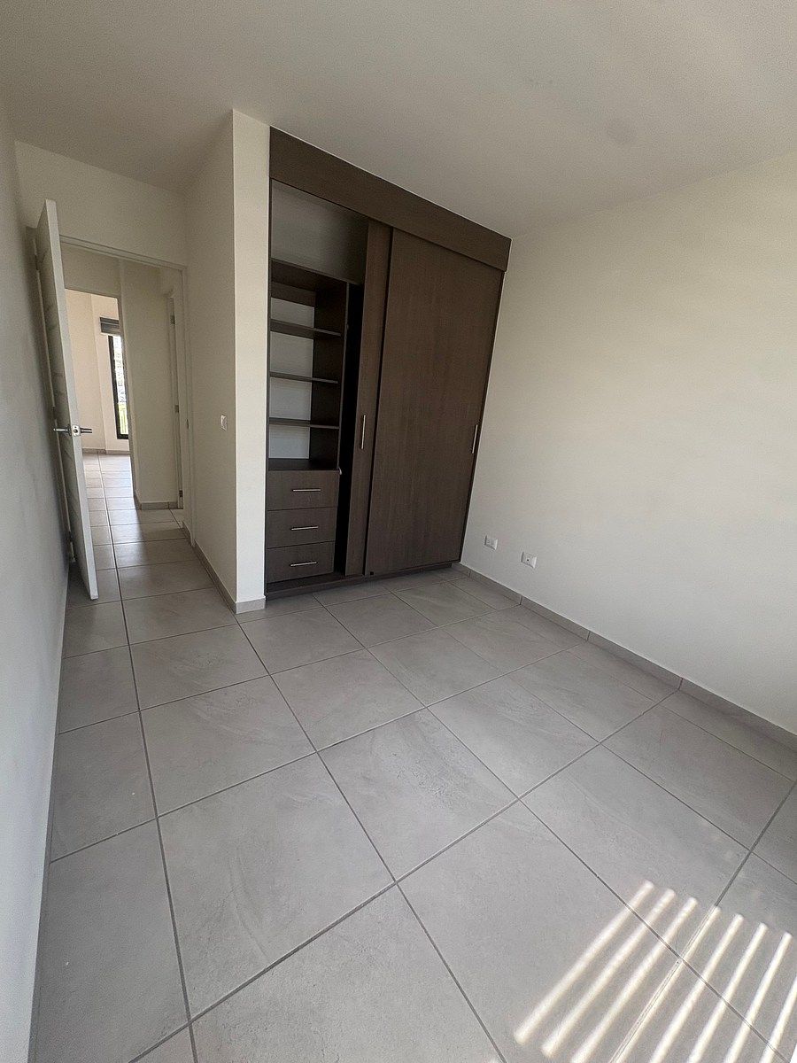 House in Cumbres Del Marqués, El Marqués, photo 11 of 19