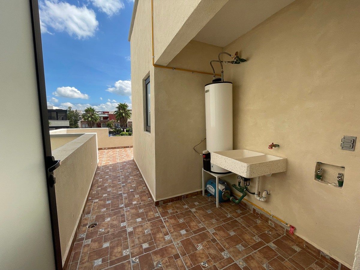 House in Gated Community in Corralejo de Abajo, San Miguel de Allende, photo 33 of 48
