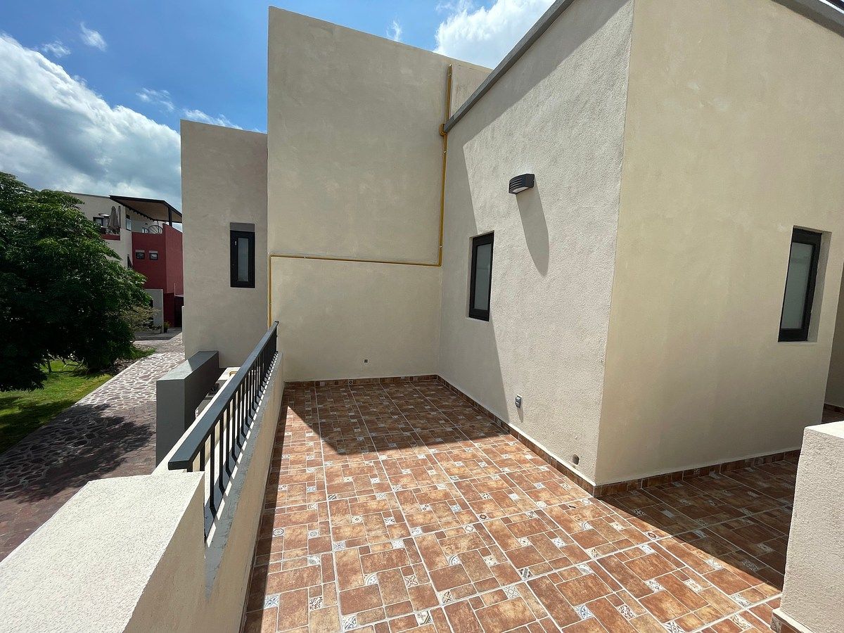 House in Gated Community in Corralejo de Abajo, San Miguel de Allende, photo 35 of 48