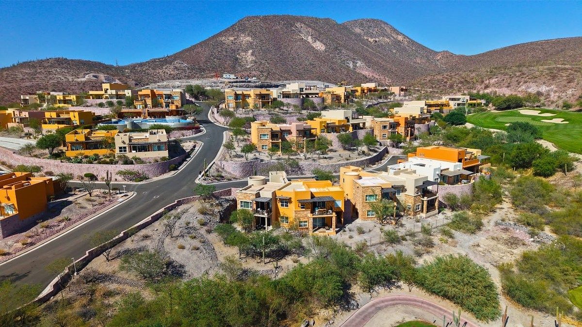 Casa en Renta en Puerta Cortes en La Paz Baja California Sur en campo de golf, foto 1 de 17