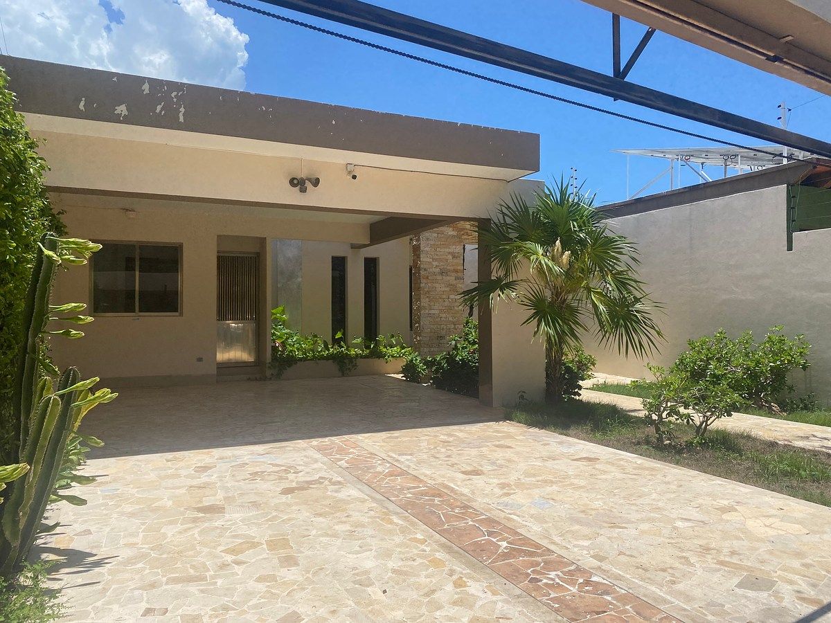 Venta Casa Temozon, foto 1 de 16
