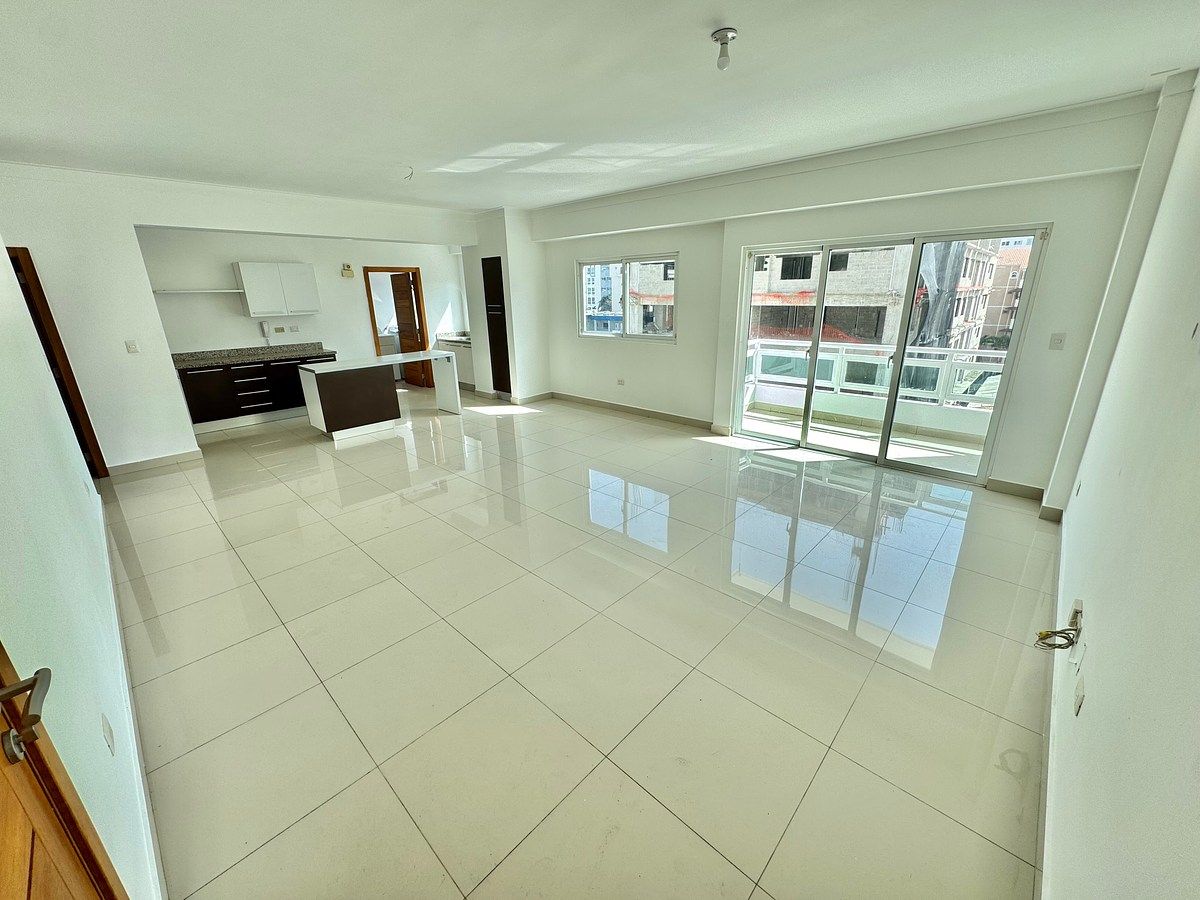 Apartamento en Evaristo Morales, foto 1 de 17