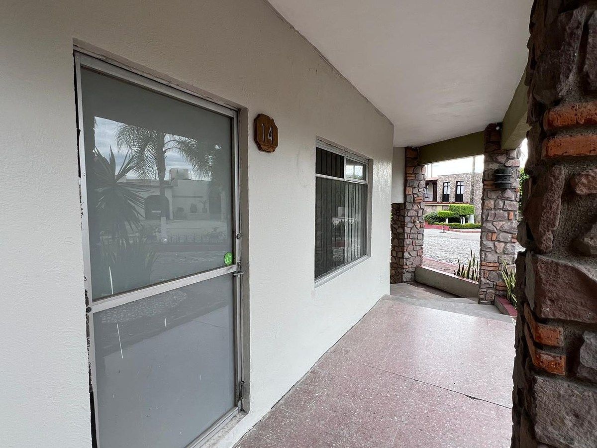 LOCAL RENTA REAL DE MINAS, photo 1 of 6