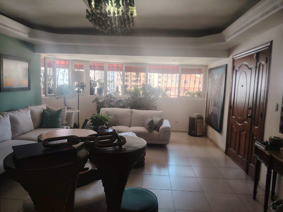 Apartamento Clásico en Venta  en Evaristo Morales, Torre Familiar .., foto 1 de 12