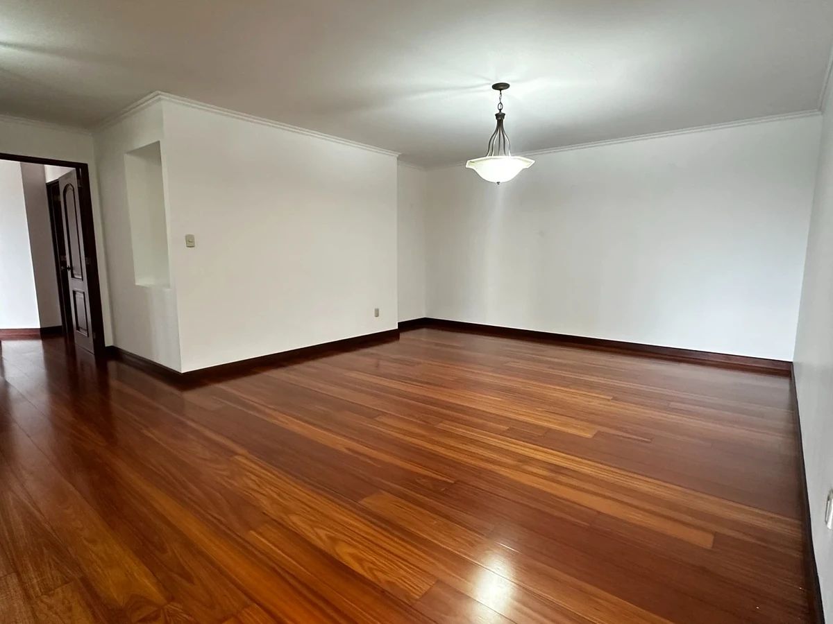 Apartamento en Renta, Bellagio zona 14 - Image 5