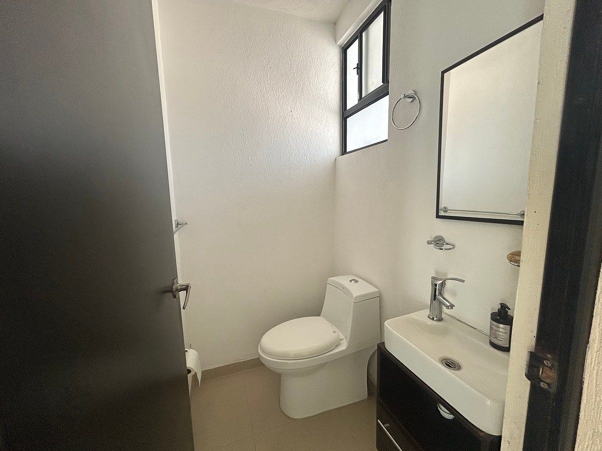 Casa em condomínio fechado em Bosques Santa Anita, Tlajomulco de Zúñiga, foto 2 de 22