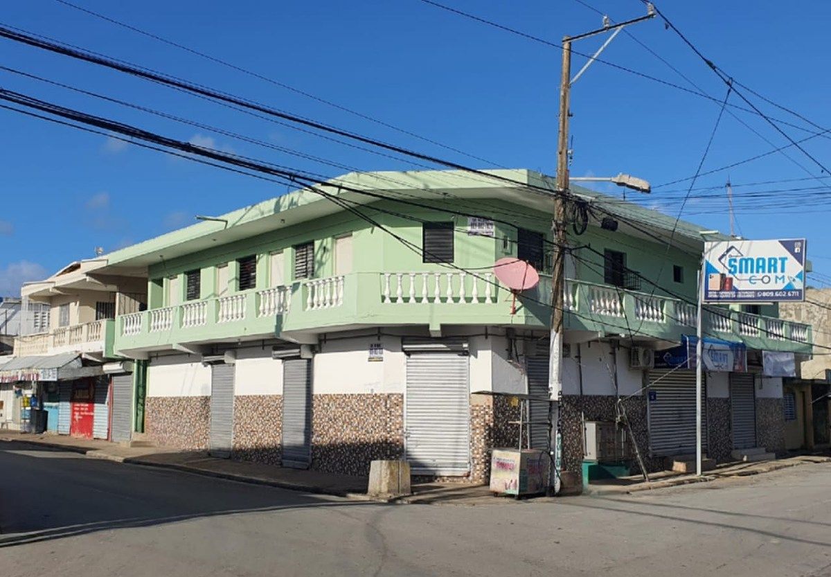 VENTA DE EDIFICIO COMERCIAL EN NAGUA, foto 1 de 13