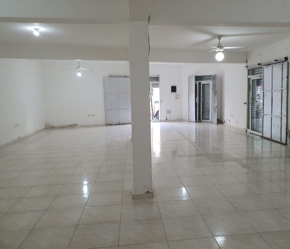 Edificio en Nagua, foto 10 de 13
