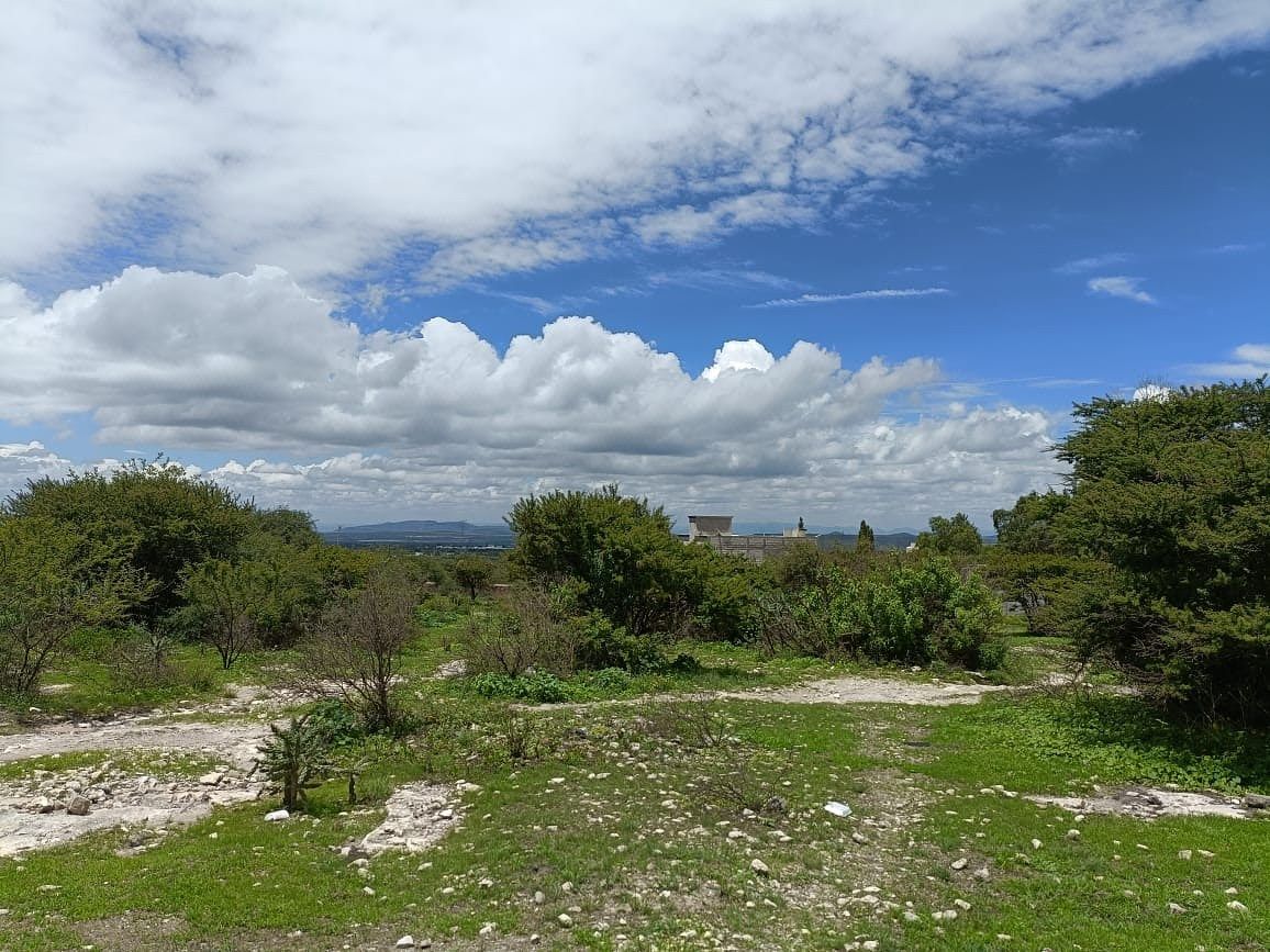 Terreno en venta en Bernal - foto 2