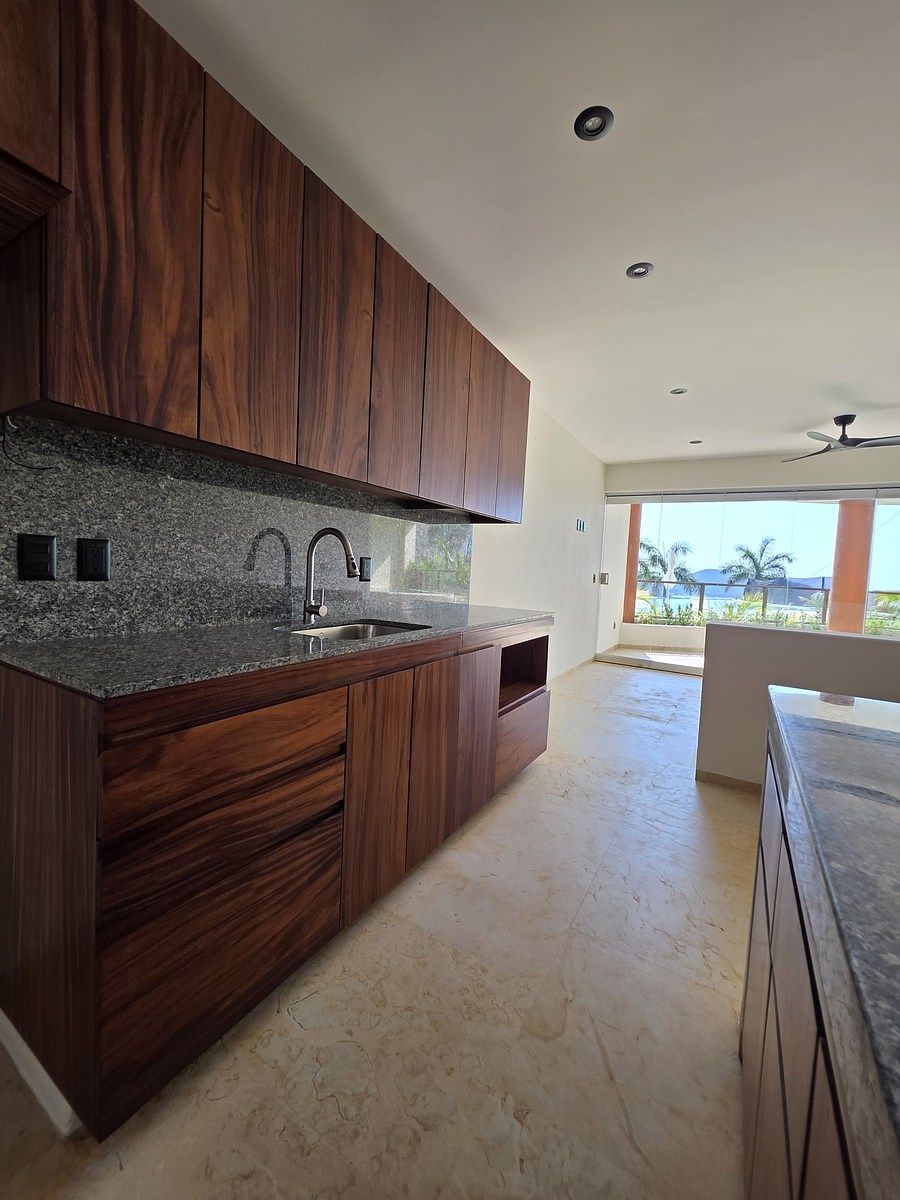 Apartment in La Ropa, Zihuatanejo de Azueta, photo 8 of 14