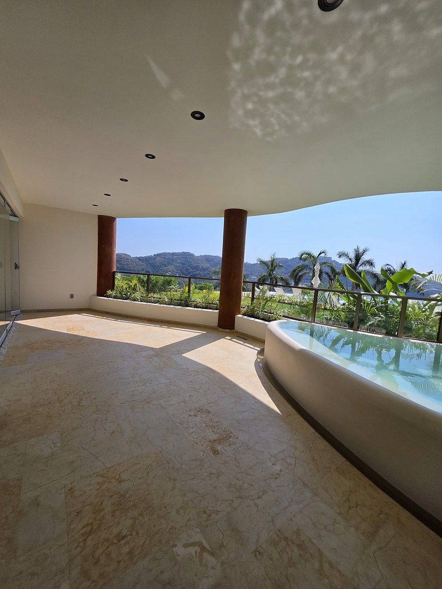 Apartment in La Ropa, Zihuatanejo de Azueta, photo 2 of 14