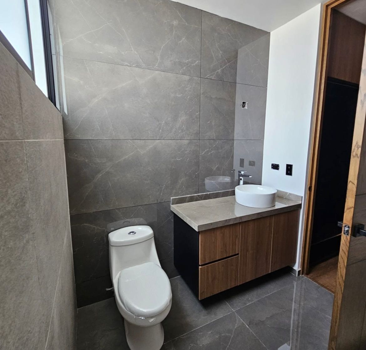 House in Gated Community in Los Calicantos, Aguascalientes, photo 5 of 11