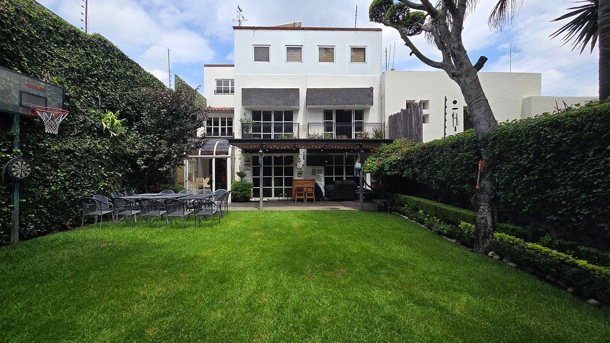 Casa en Venta en JARDINES DEL PEDREGAL