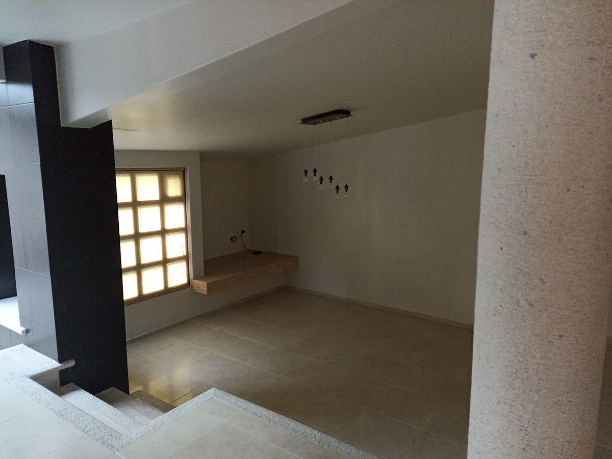 Casa em San Salvador Tizatlalli, Metepec, foto 3 de 15