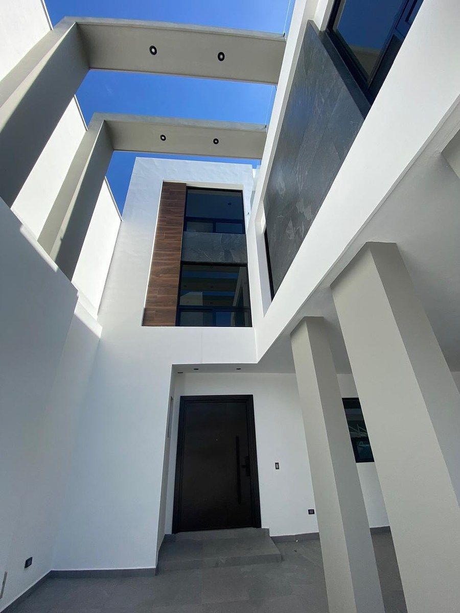 Casa em Amorada Privada Residencial, Santiago, foto 3 de 35