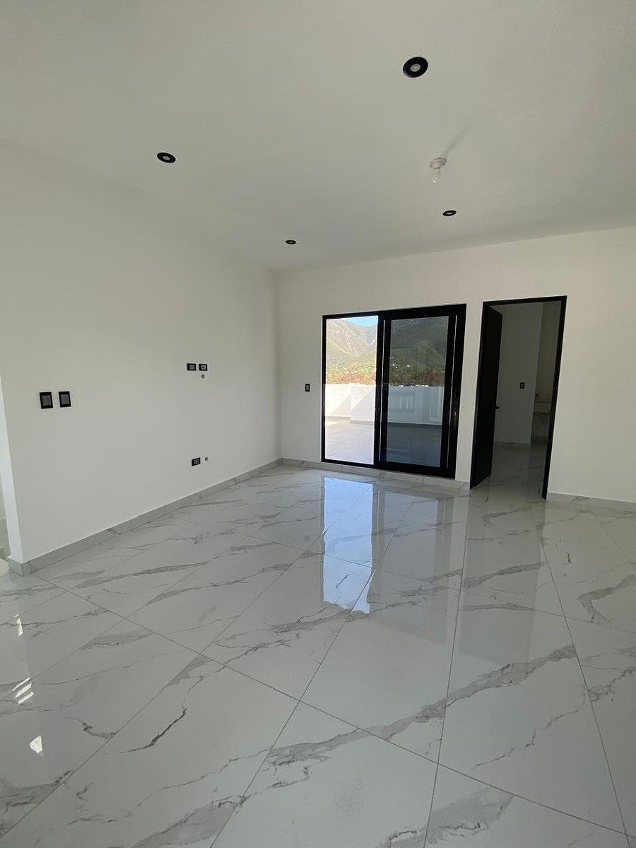 Casa em Amorada Privada Residencial, Santiago, foto 33 de 35