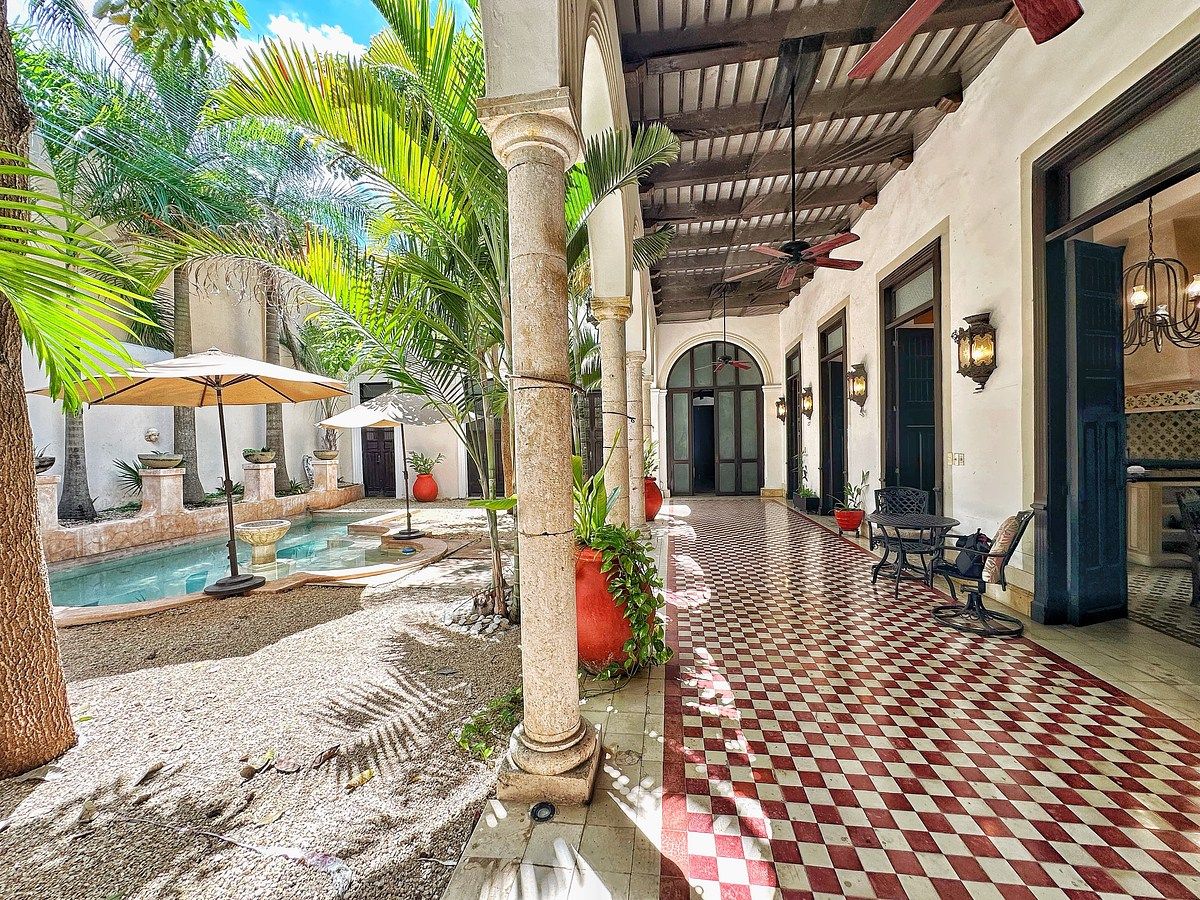CASA COLONIAL RESTAURADA EN VENTA EN MERIDA, YUCATAN EN CENTRO - foto 1