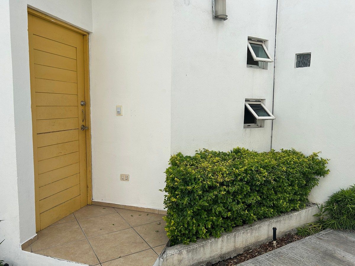 CASA EN RENTA CASCO URBANO DE SAN PEDRO, photo 1 of 11
