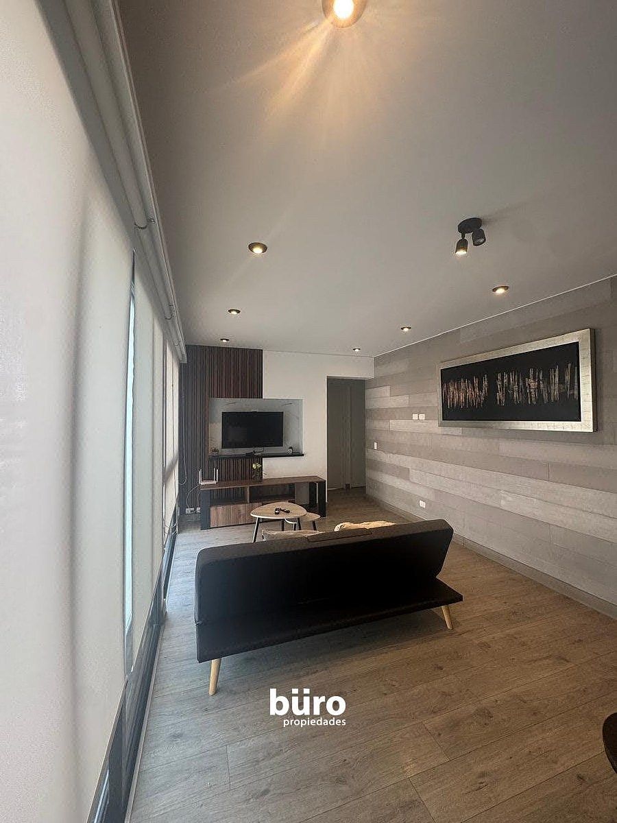 Sala con Balcón del departamento, foto 3 de 15