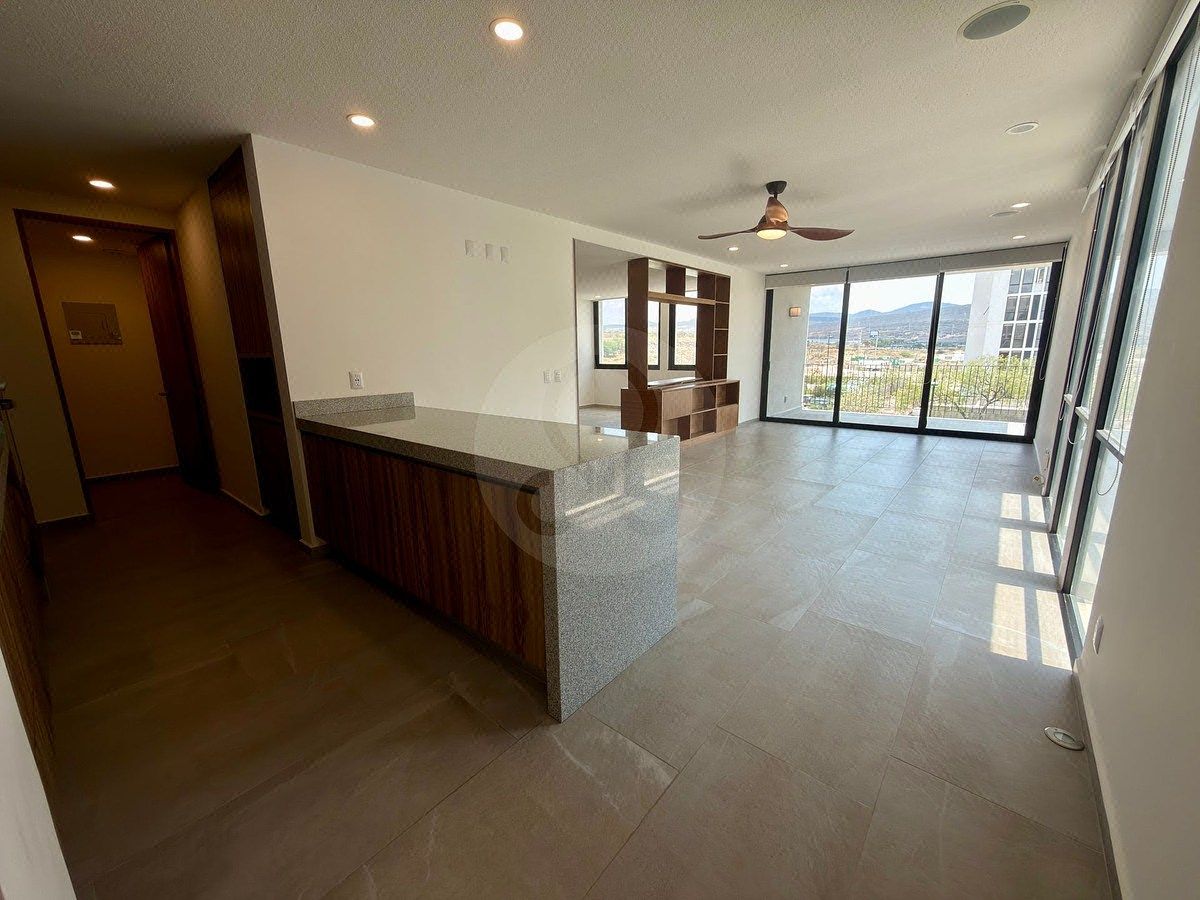 Apartamento para alugar em Juriquilla 1 Quarto, foto 1 de 27