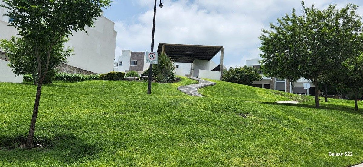 Terreno Residencial en El Condado, foto 1 de 11