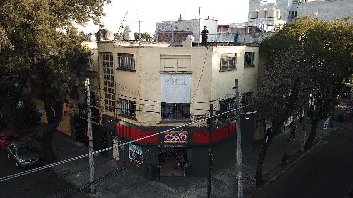 Edificio En Venta Para Remodelar Con Locales Rentados | Calz. De Guadalupe, foto 1 de 15