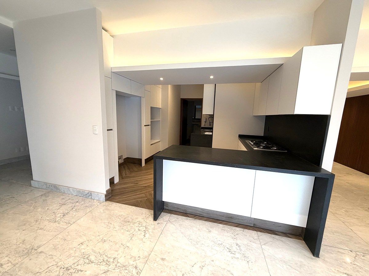 Apartment in Bosques de las Lomas, Cuajimalpa de Morelos, photo 3 of 22