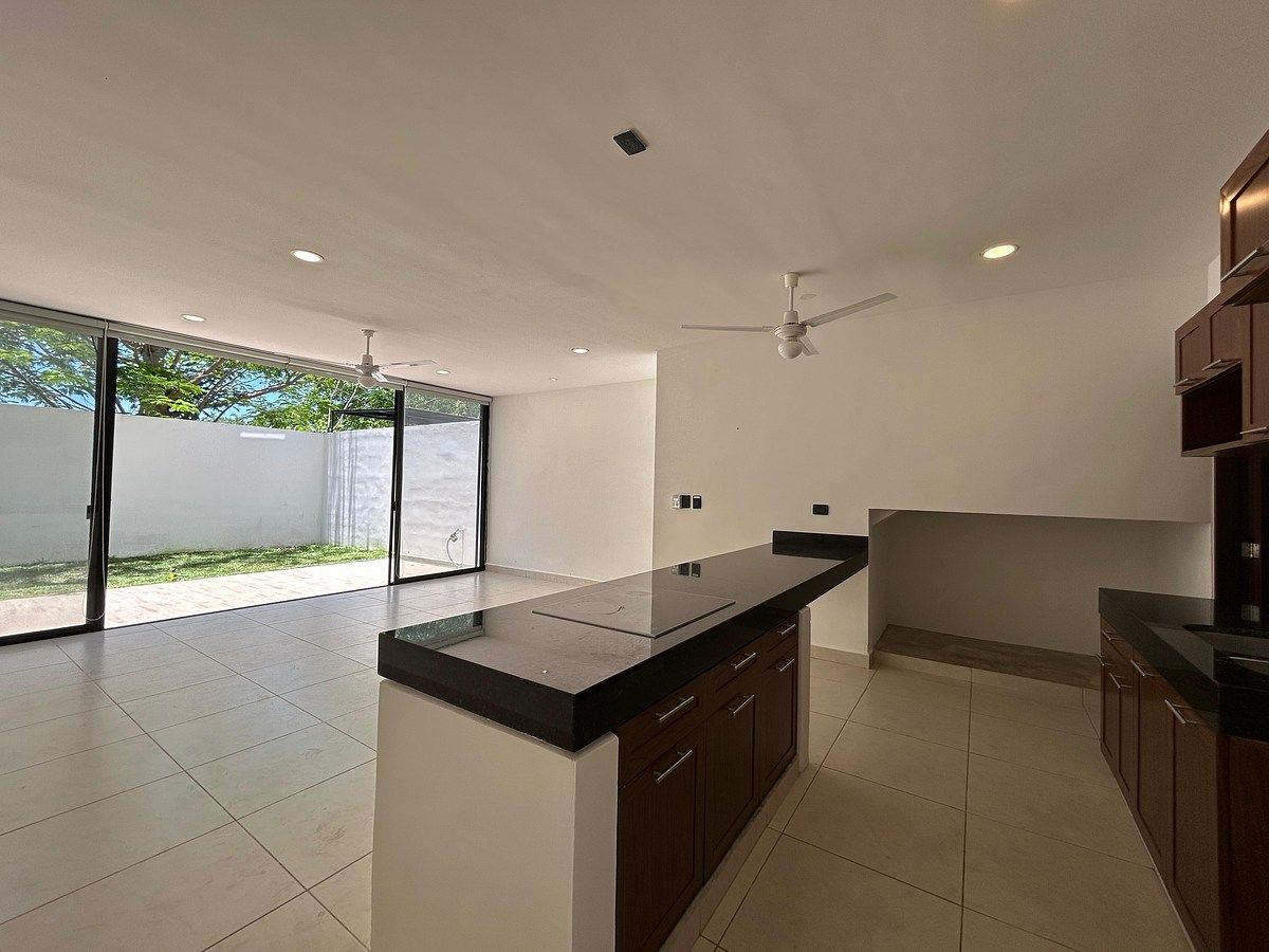 Aluguel de Townhouse com Amenidades em Palta, Cholul, Mérida, Yucatán, foto 1 de 16