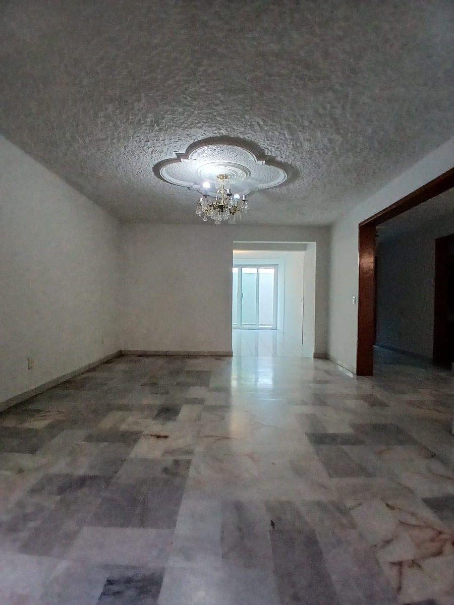 Casa en Jardines Del Sol, Zapopan, foto 5 de 28