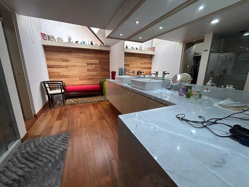 Casa em Bosques de las Lomas, Cuajimalpa de Morelos, foto 43 de 49
