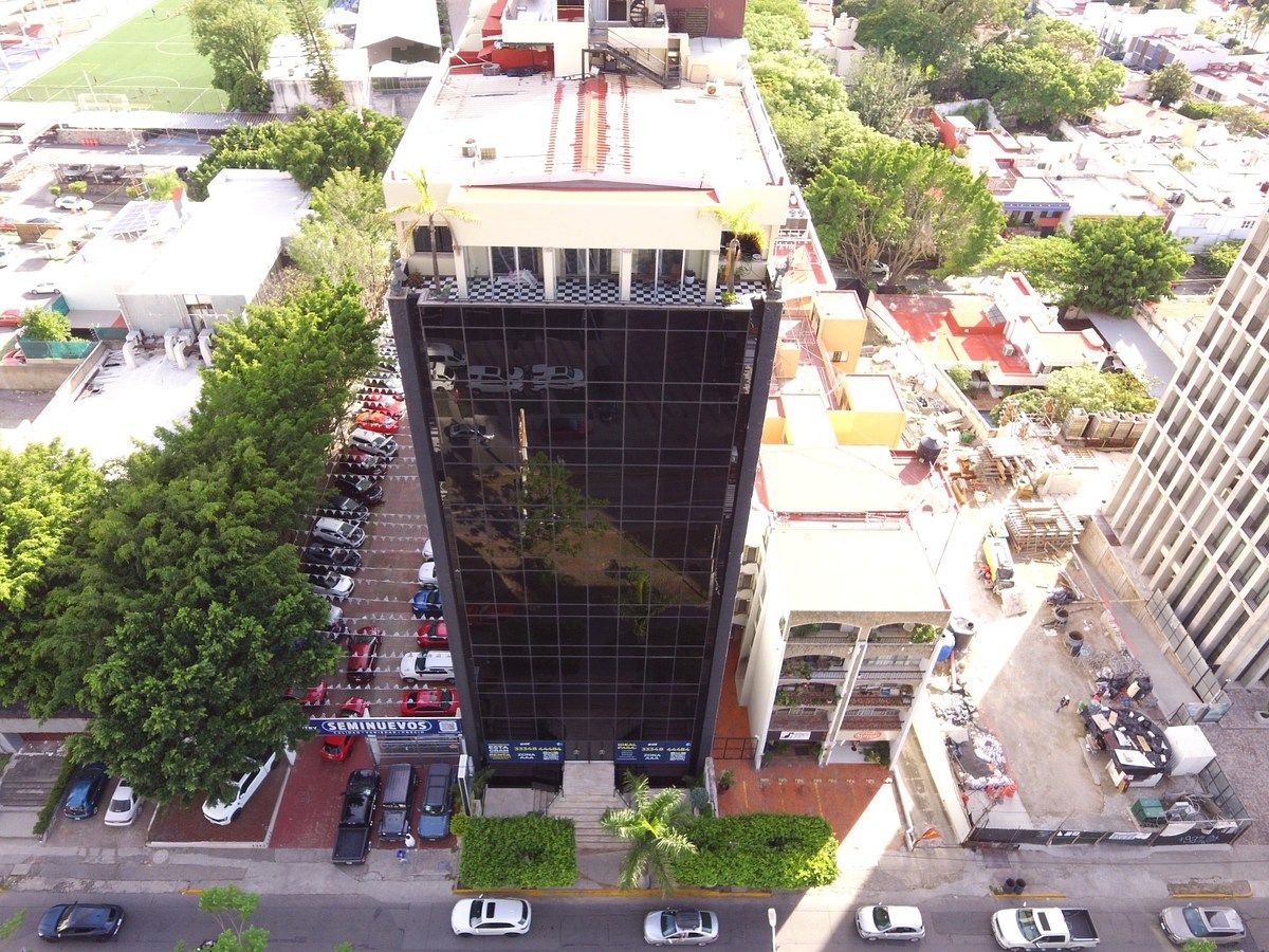 Sala Comercial em Lomas de Providencia, Guadalajara, foto 2 de 38