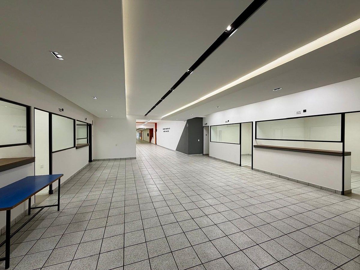 Sala Comercial em Lomas de Providencia, Guadalajara, foto 10 de 38