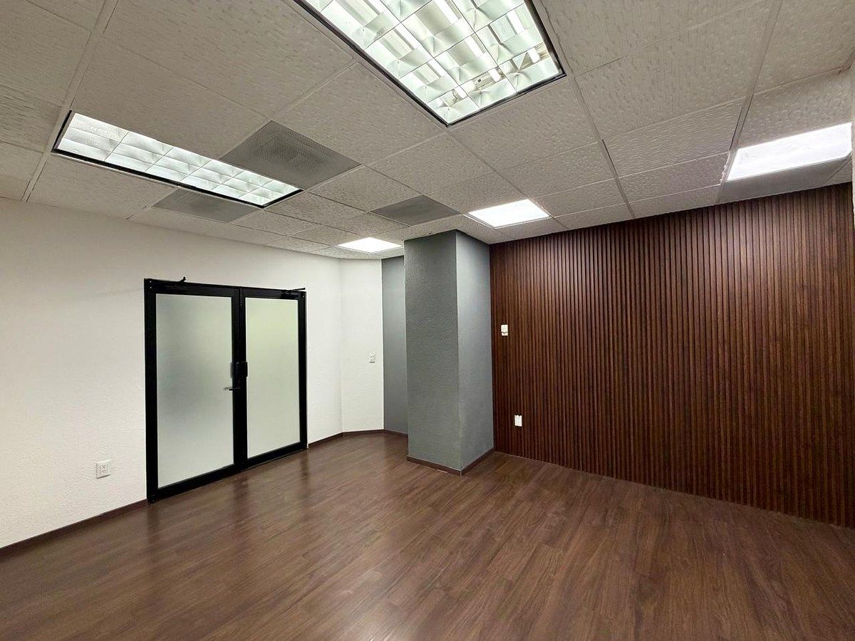 Sala Comercial em Lomas de Providencia, Guadalajara, foto 16 de 38
