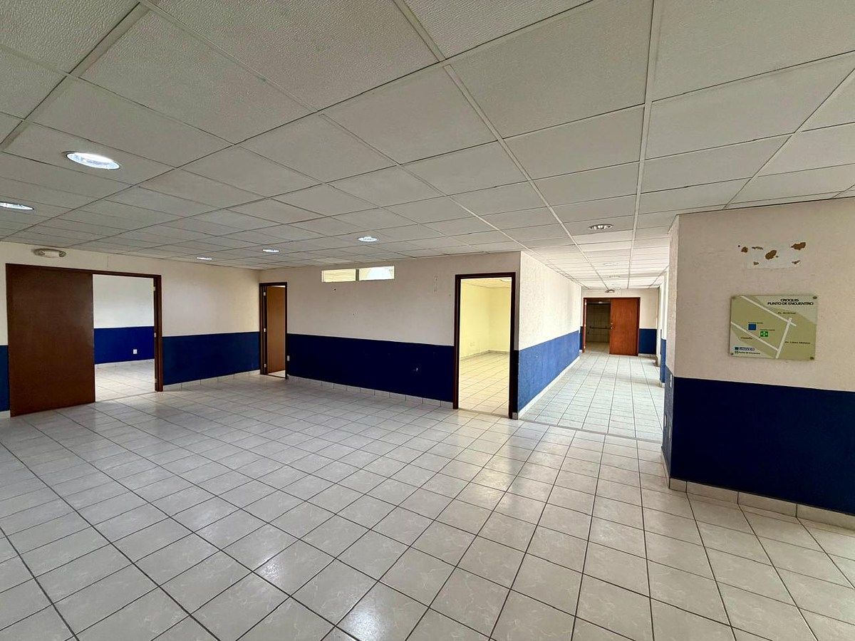 Sala Comercial em Lomas de Providencia, Guadalajara, foto 28 de 38