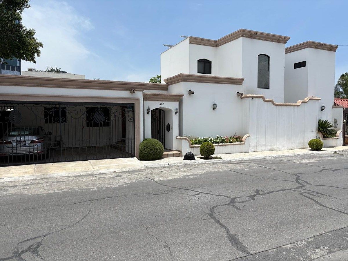 Casa en Fuentes del Valle, San Pedro Garza García, foto 2 de 12