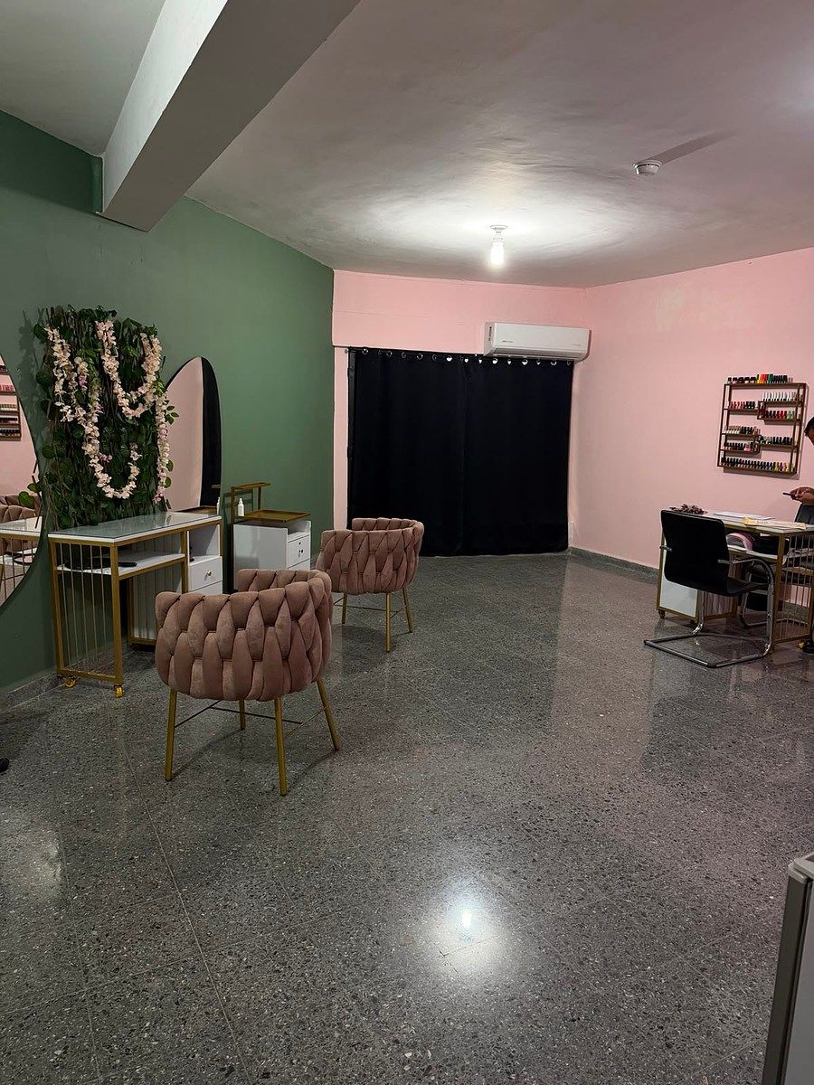 Retail Space in Mitras Centro, Monterrey, photo 2 of 14