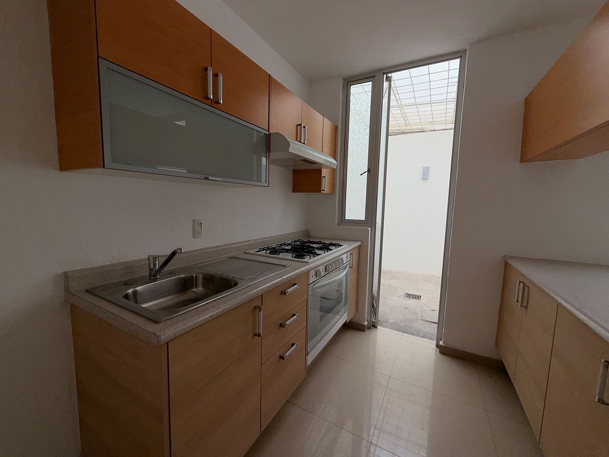 Casa em condomínio fechado em Real de Valdepeñas, Zapopan, foto 8 de 12