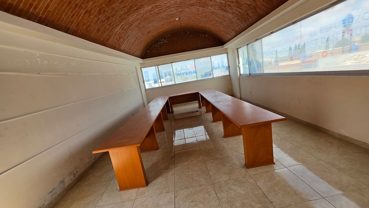 Galpão comercial em Barrio San Juan (San Francisco Totimehuacan), Puebla, foto 10 de 22