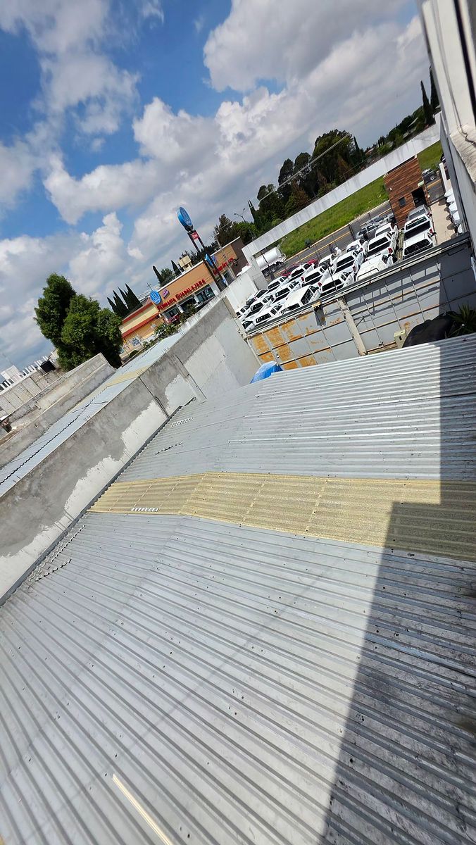 Galpão comercial em Barrio San Juan (San Francisco Totimehuacan), Puebla, foto 14 de 22