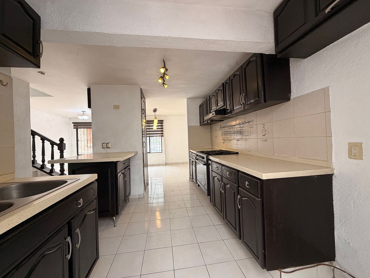 Casa en Real de Valdepeñas, Zapopan, foto 6 de 21