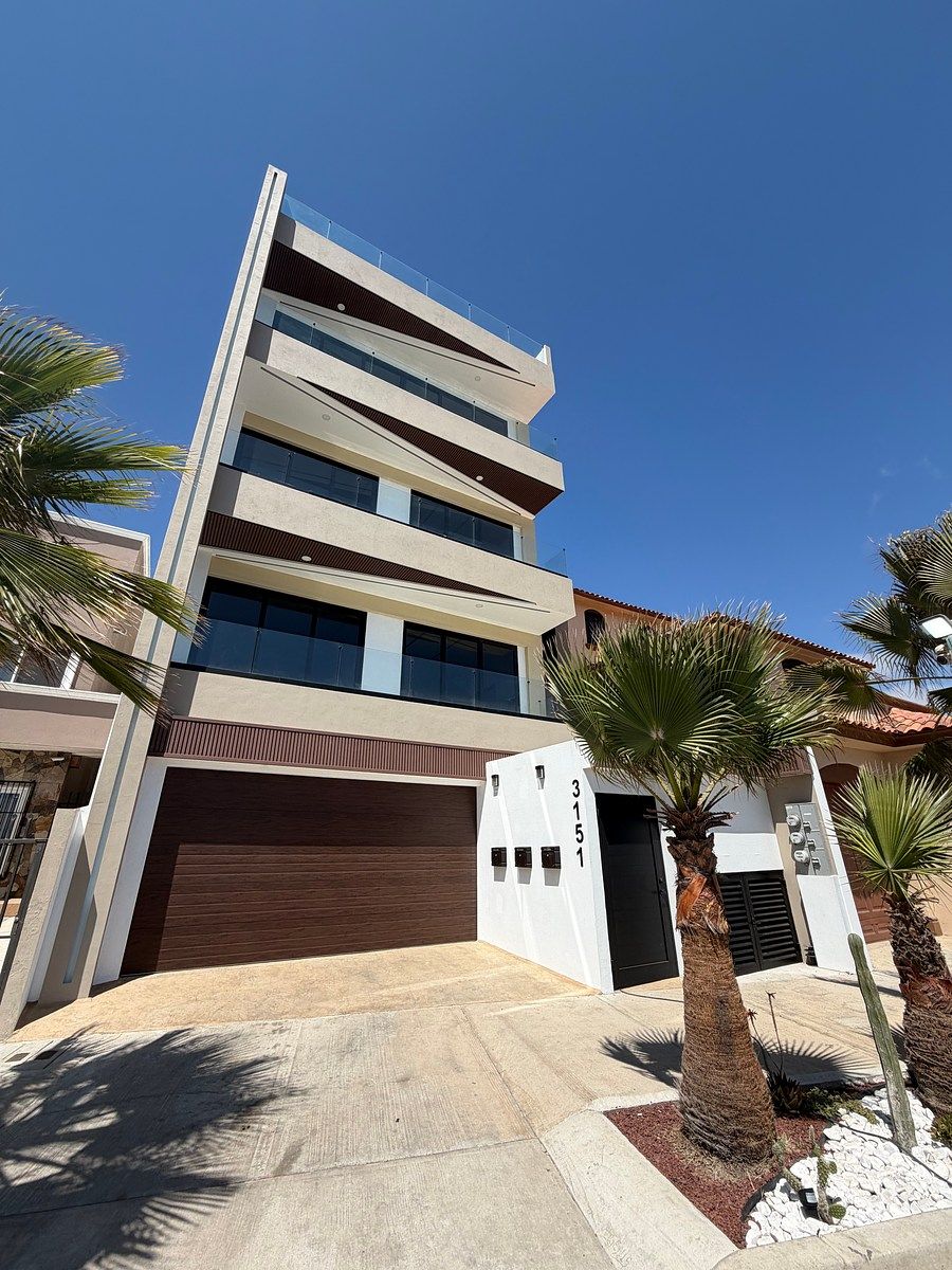RENTA DE HERMOSO DEPARTAMENTO AMUEBLADO DE 2 RECÁMARAS EN CON VISTA AL MAR., foto 1 de 18
