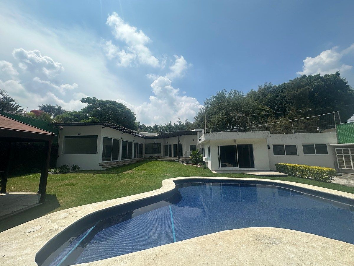Casa Univel en Venta, Fracc. Provincias del Canadá, photo 1 of 22
