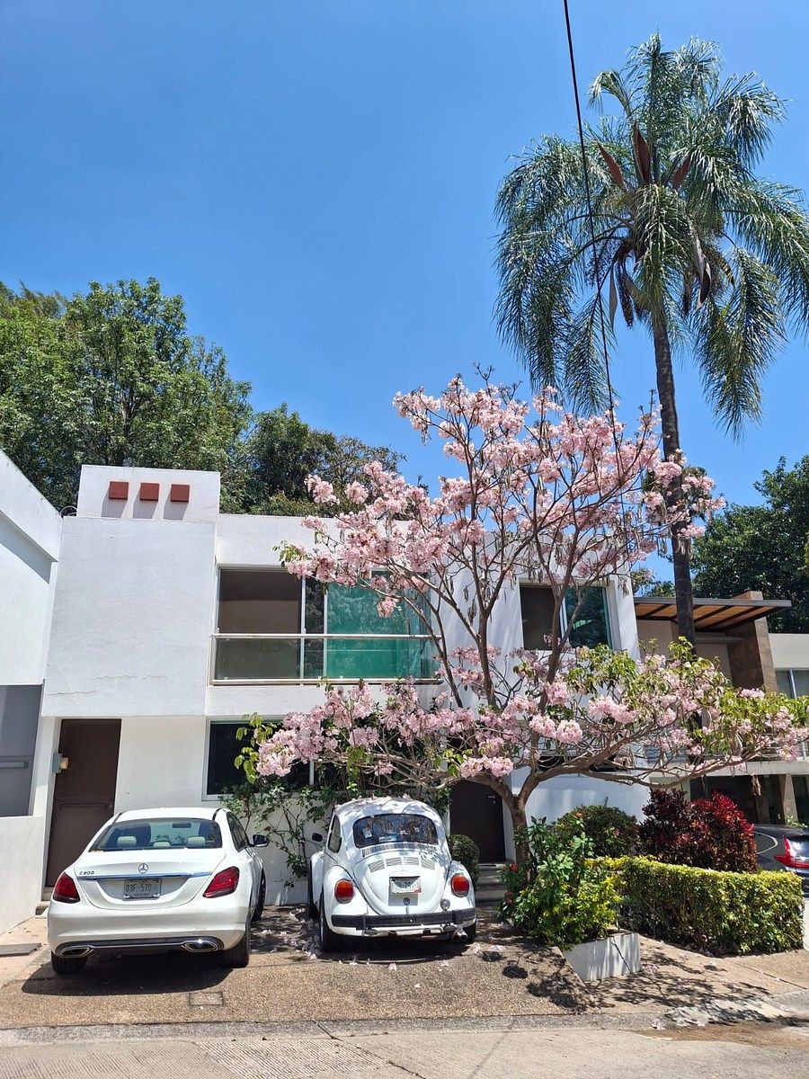 HERMOSA CASA EN TLALTENANGO, CUERNAVACA, foto 1 de 24