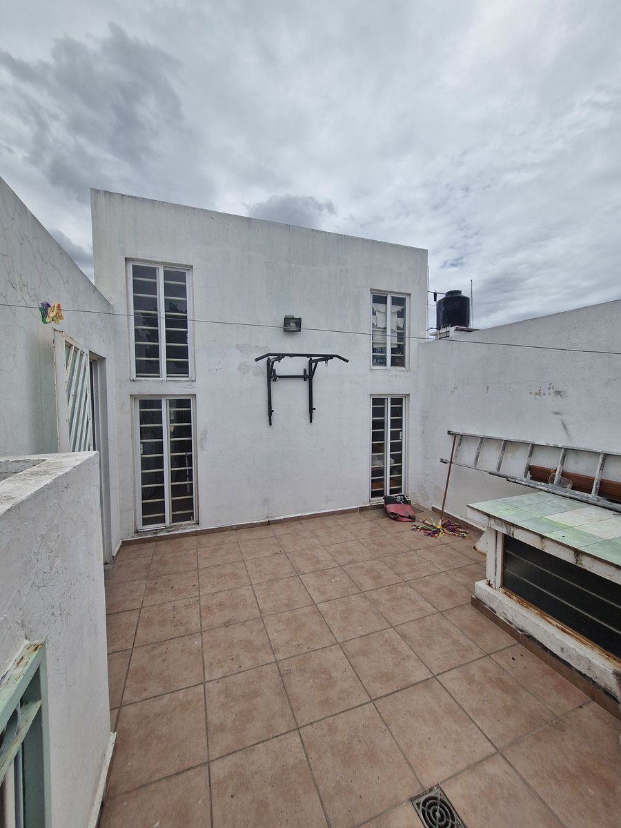 Casa em Monumental, Guadalajara, foto 47 de 49