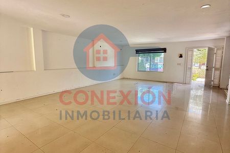 Casa en Renta condominio  San Martín del Tajo