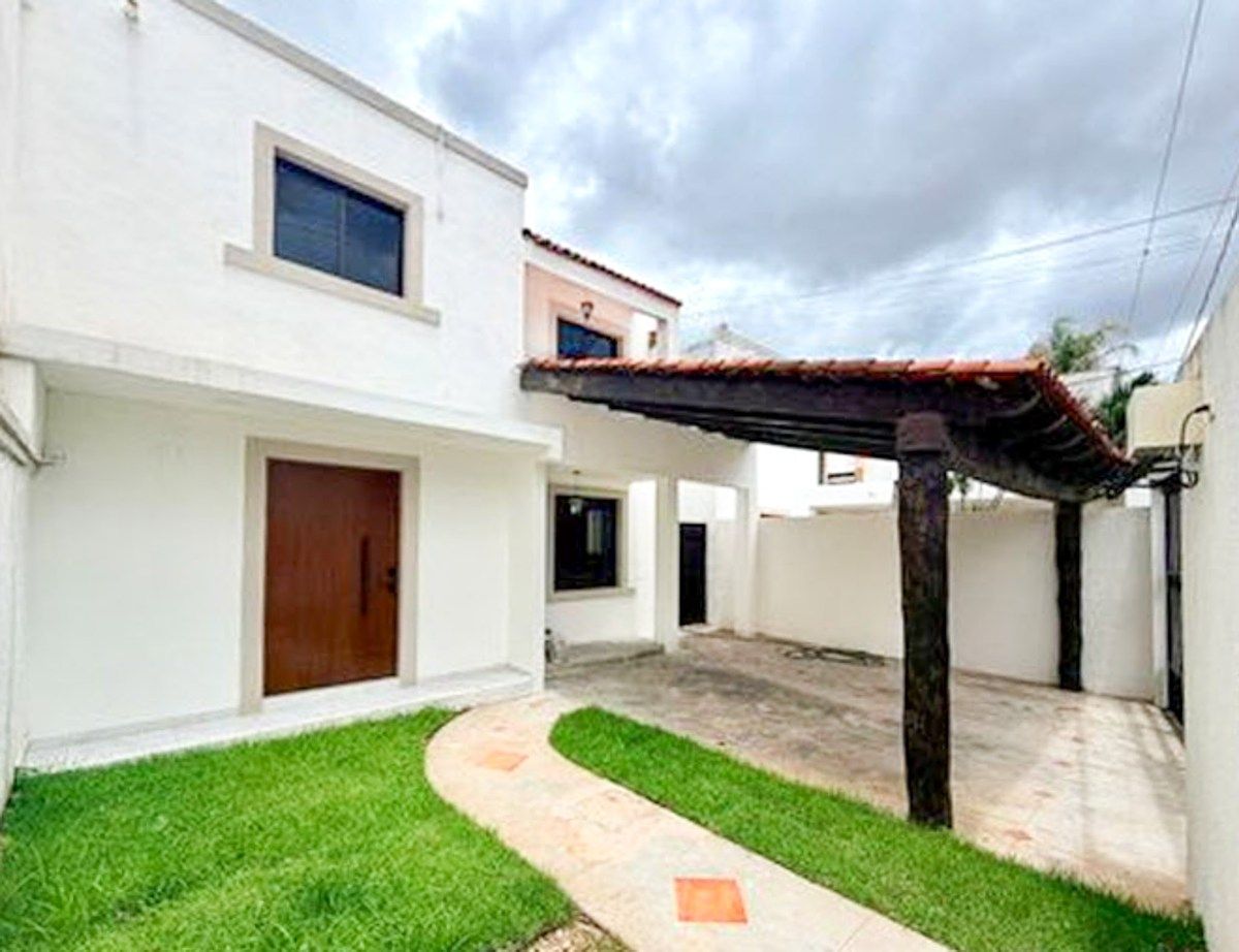 Casa en Venta en Montes de Ame REMODELADA, foto 1 de 14