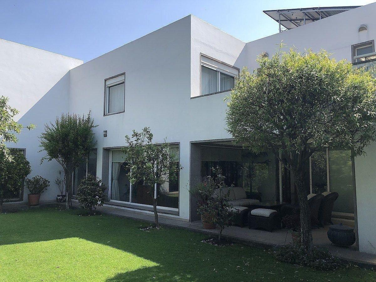 VENTA DIVINA CASA BOSQUE DE LAS LOMAS, foto 1 de 50