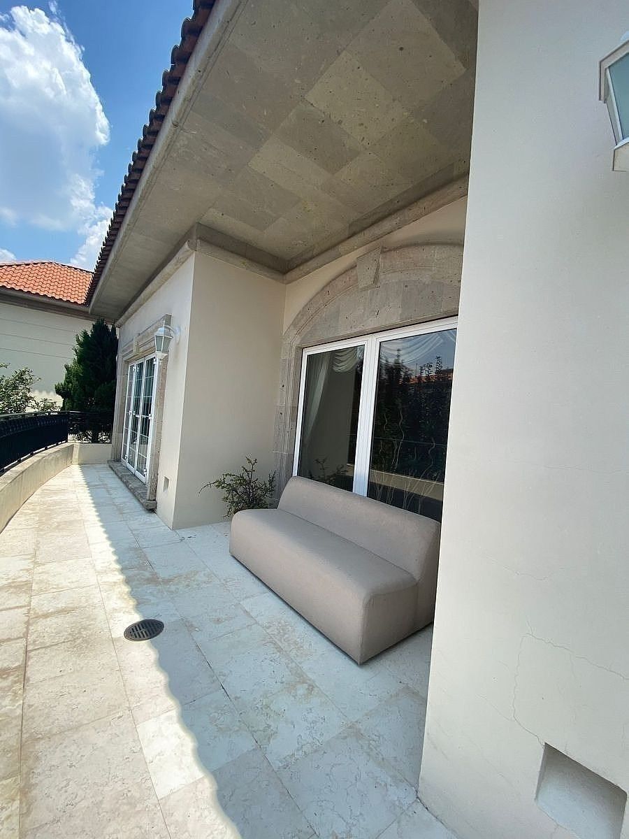 House in Bosque de las Lomas, Miguel Hidalgo, photo 10 of 17